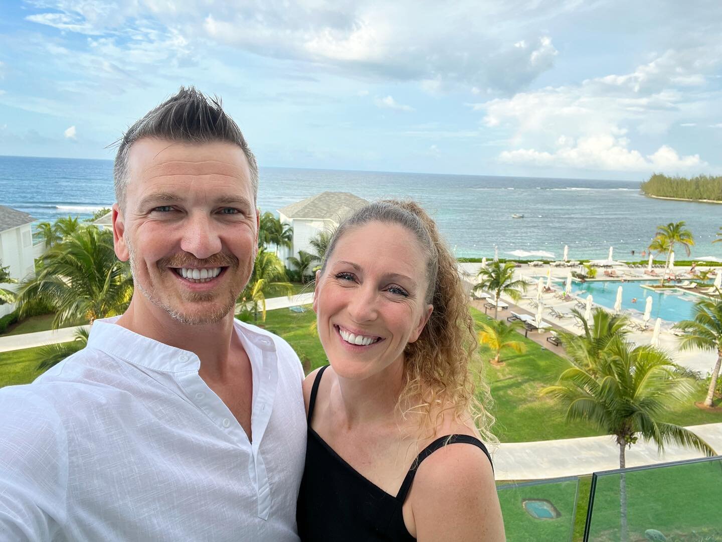 🇯🇲Jamaica🇯🇲

We have arrived.

#anniversary #20years #20thanniversary #marriagegoals #marriagerocks #marriedlife #couplegoals #celebratinglove #celebratingus #doinglifetogether #beachvacay #beachvibes #oceanviews #cordofthreestrands