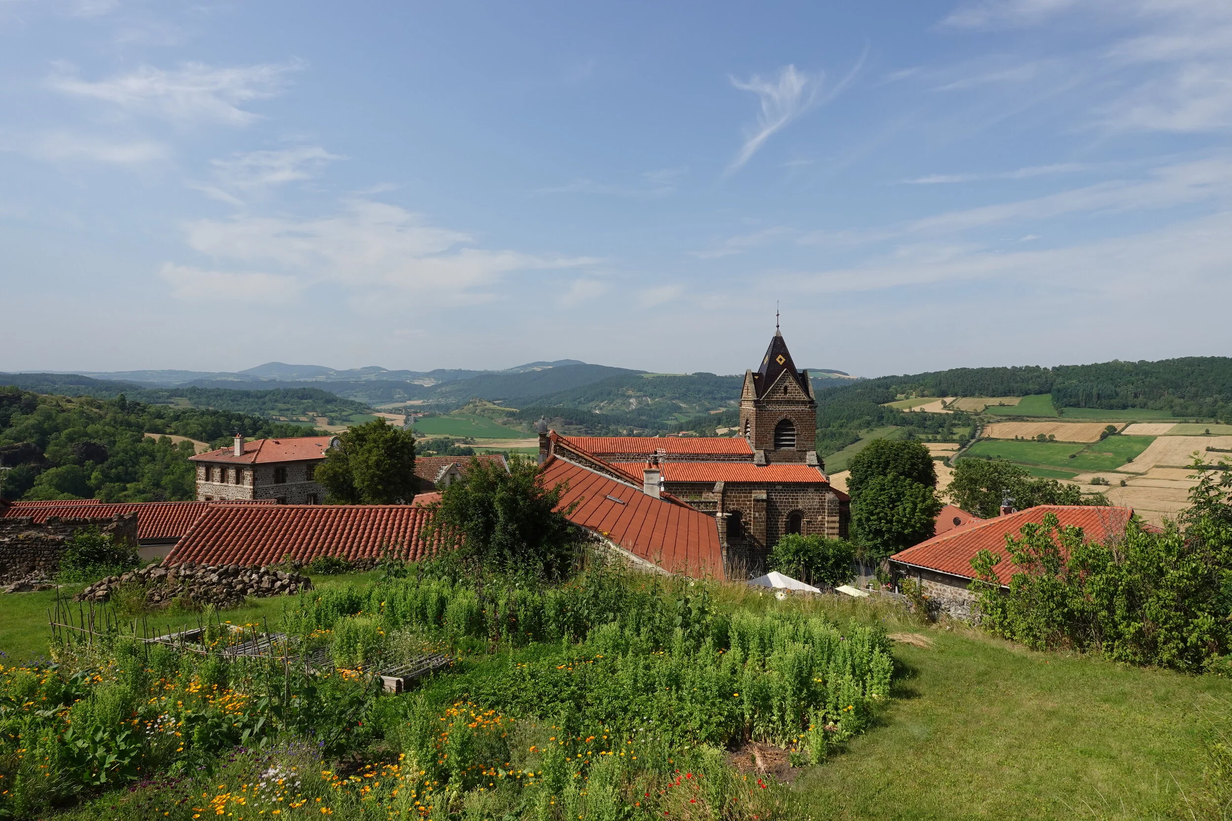 Exploring a 1,000 Year-Old Castle: Forteresse de Polignac in Auvergne, FRANCE