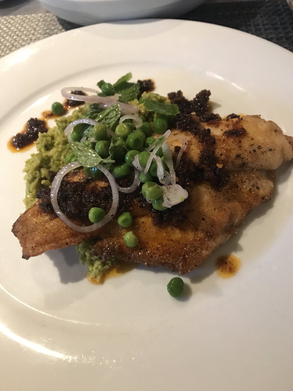 Fried catfish with peas