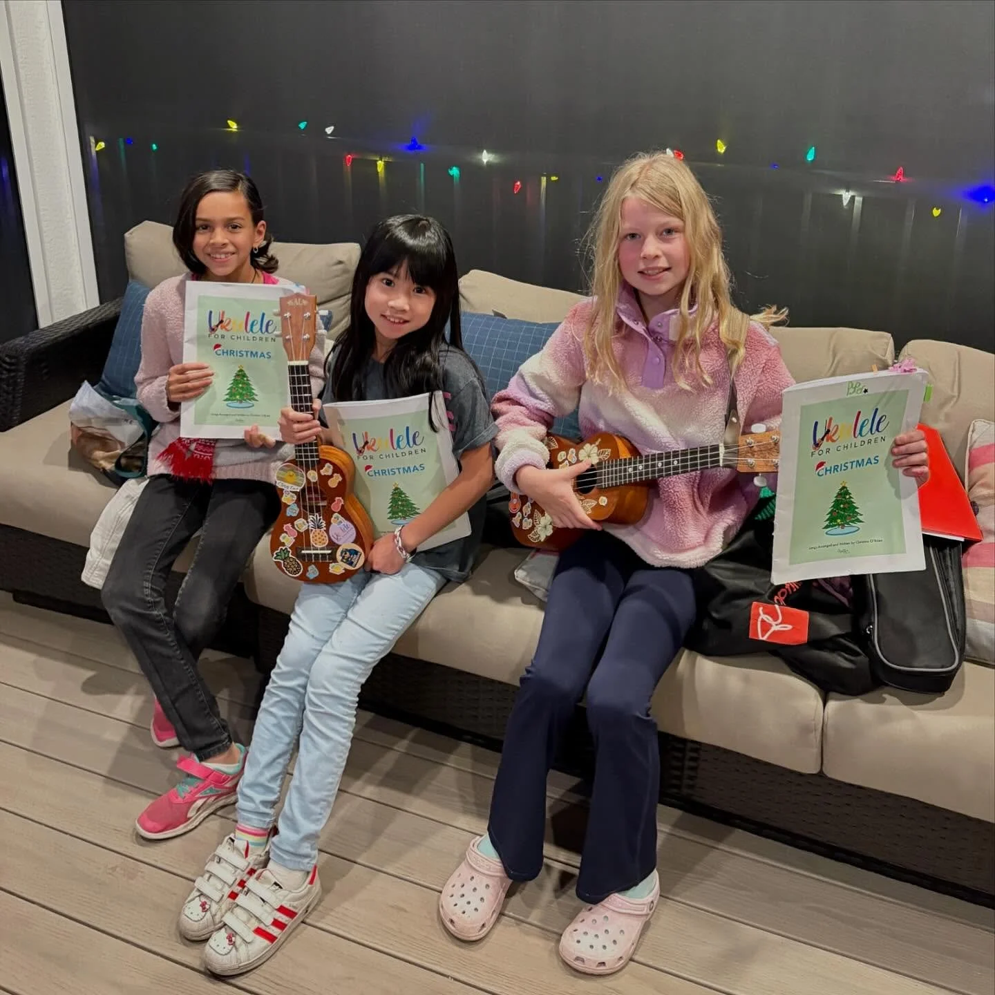 Christmas music at ukulele class calls for some Christmas lights, right? Thrilled to have some festive lights around my outdoor teaching space this year!