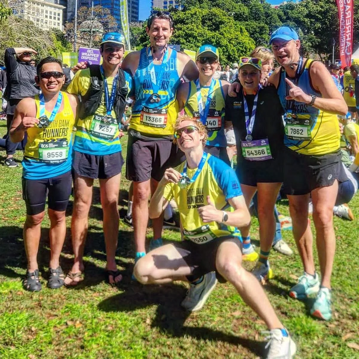 Running with and for the stars 🌟 Phenomenal performances by our members over the weekend at the  inaugural Sydney Marathon World Major 🏁 Support on and off the course was unparalleled as SBR took on the race with some of the biggest names in intern