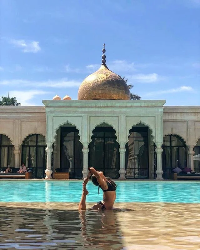 🦋P A R A D I S E 🦋 @palais.namaskar #paradise #chillultime  #marrakech #palace #namaskar #yoga #yogini #happy #chill #hot #vidaloca #yogalove #love #peace #sunisshining #pool #yoginilife #lifeisgood #morocco #yogateacher