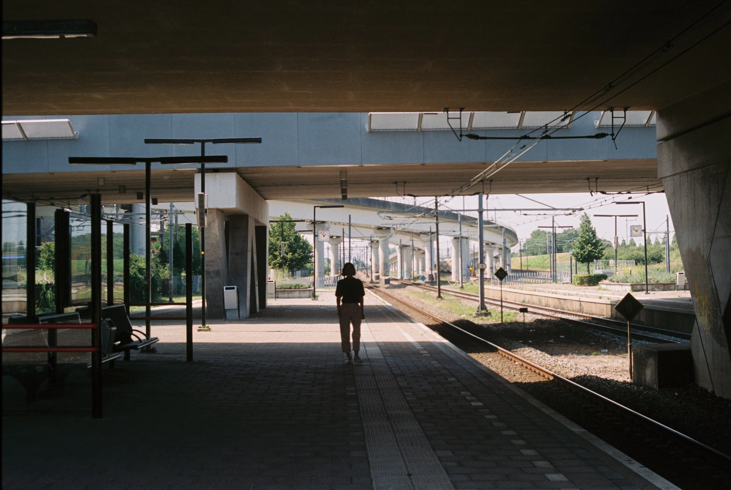 R1-05085-018A.JPG