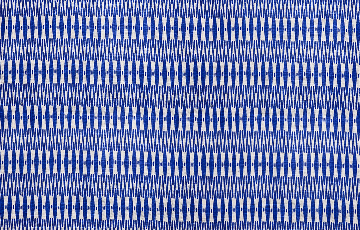 1600_01_vwc_pictish_electric blue on white_rescale.jpg