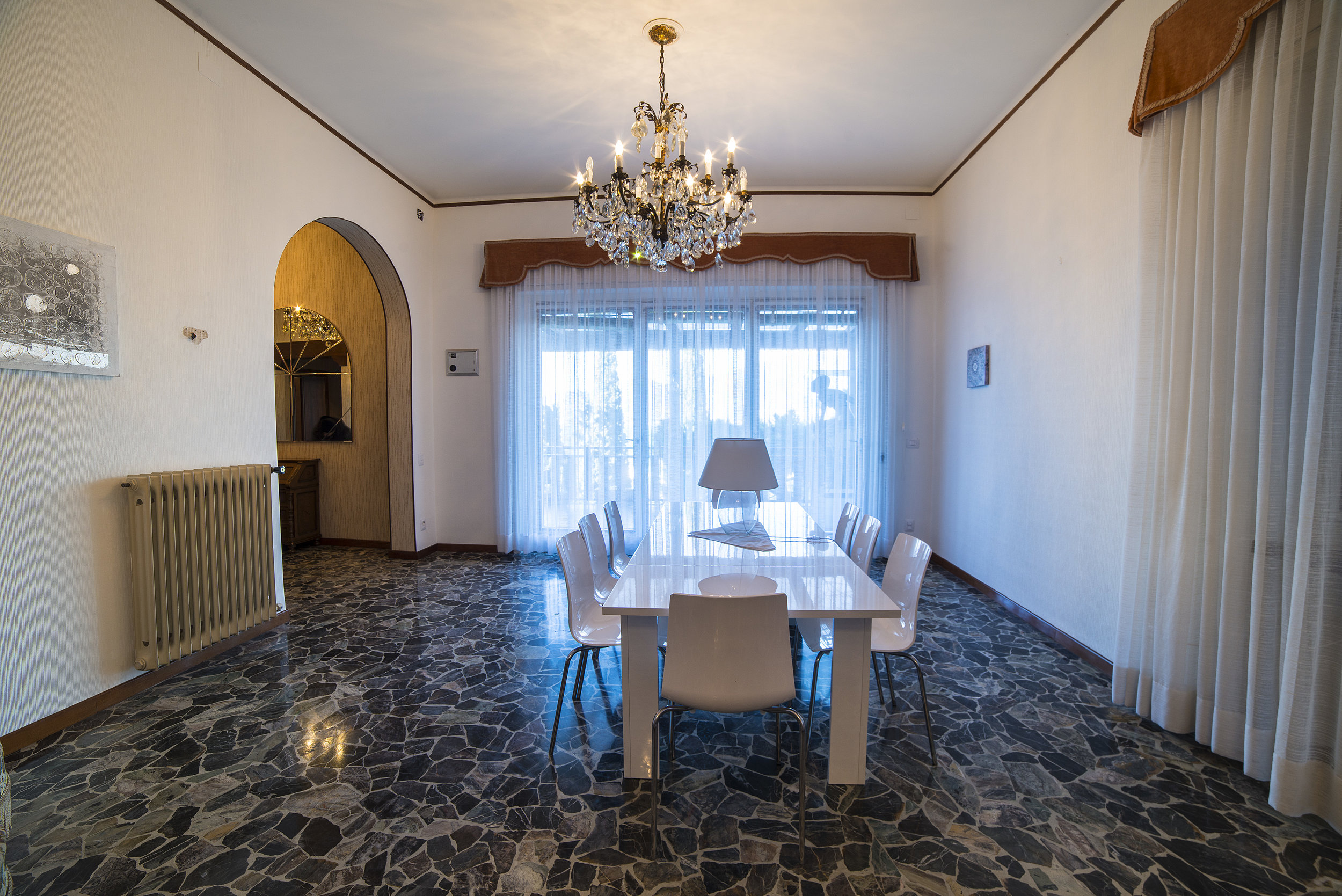 sala da pranzo 11.jpg