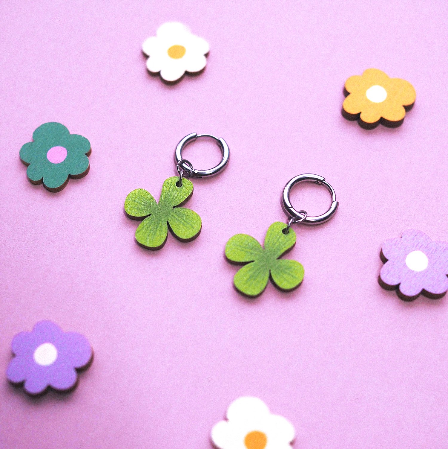 clover flat square small.jpg