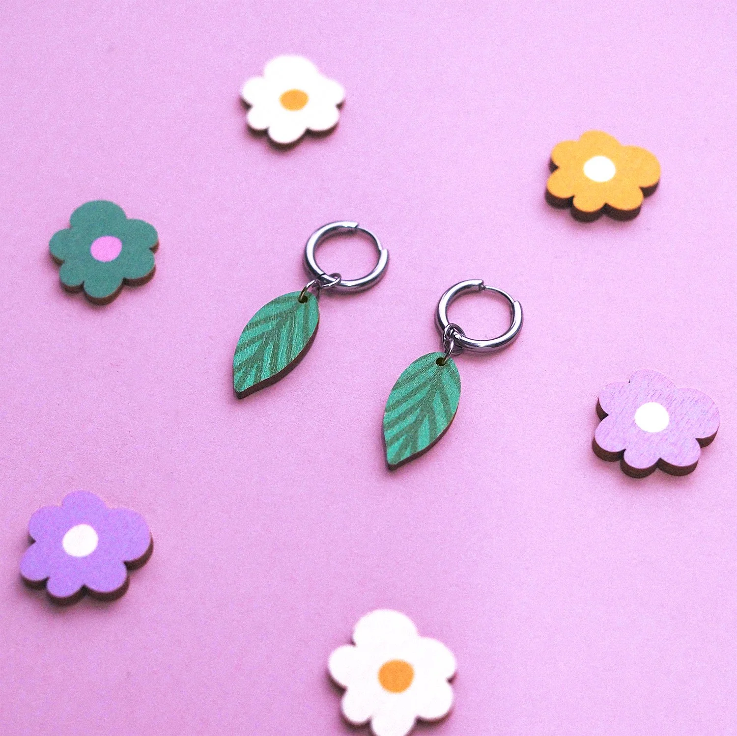meadow leaf flat square small.jpg