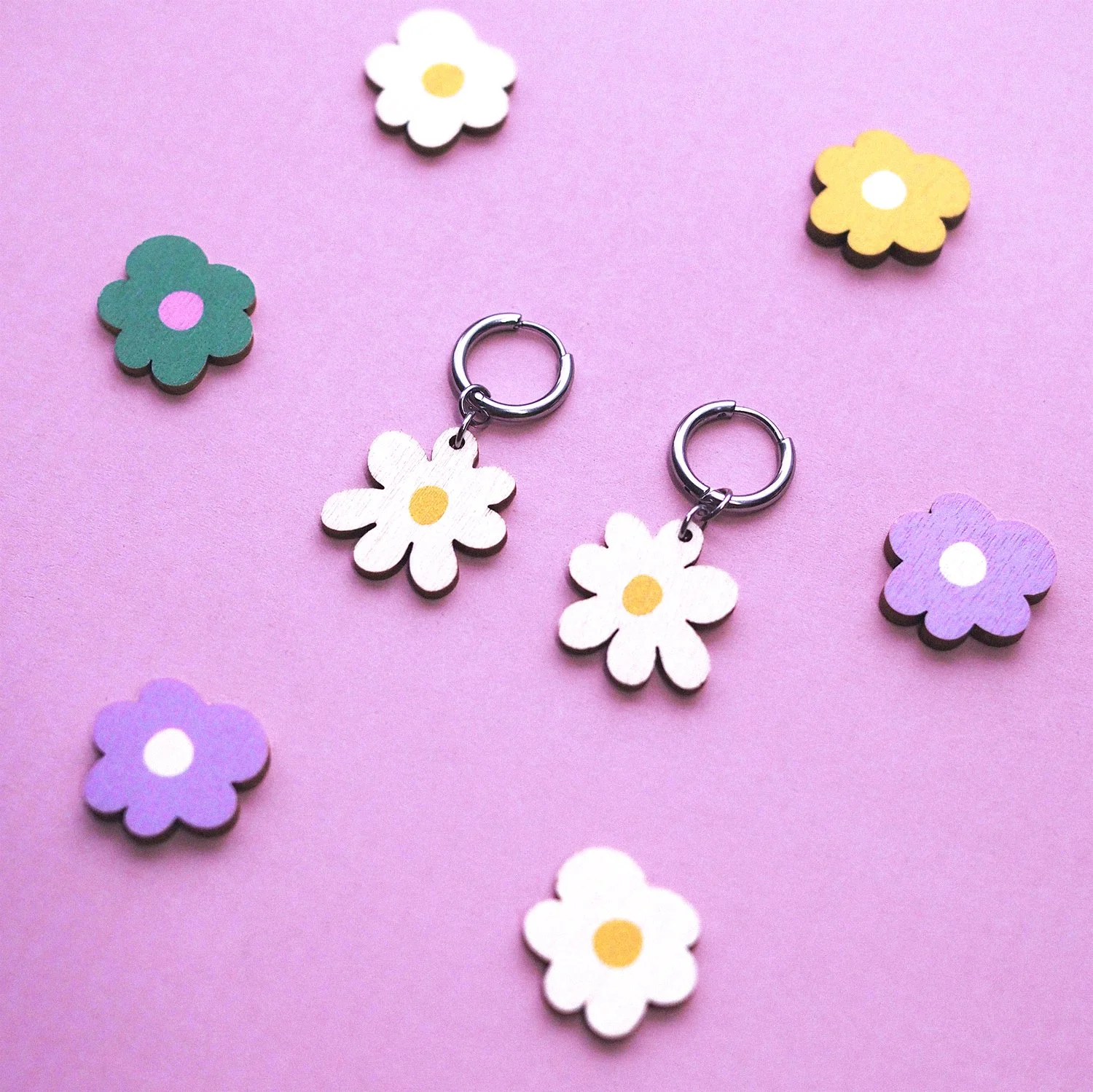 meadow flower flat square small.jpg