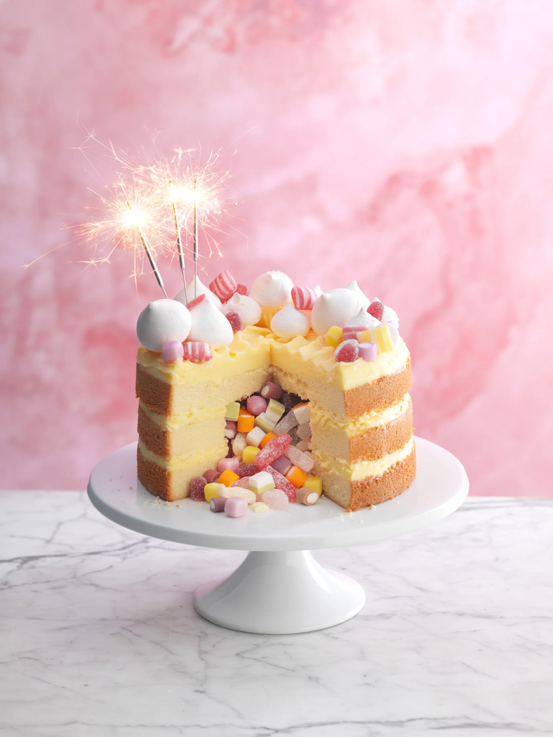 M&S_Style&Living_QuickCakeTricks_KidsCake_22.3.18 - 110.jpg