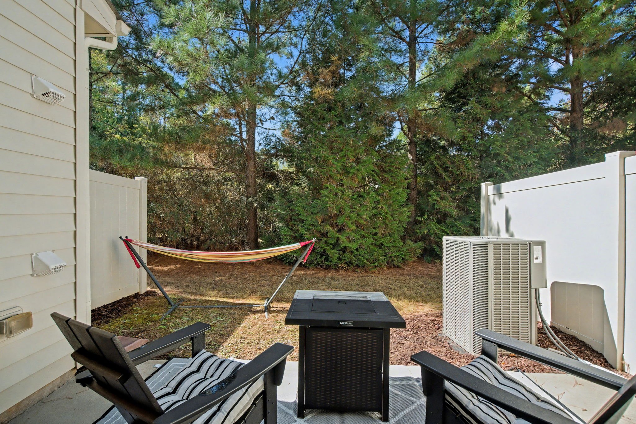 31-web-or-mls-6321-pesta-ct-raleigh-014.jpeg
