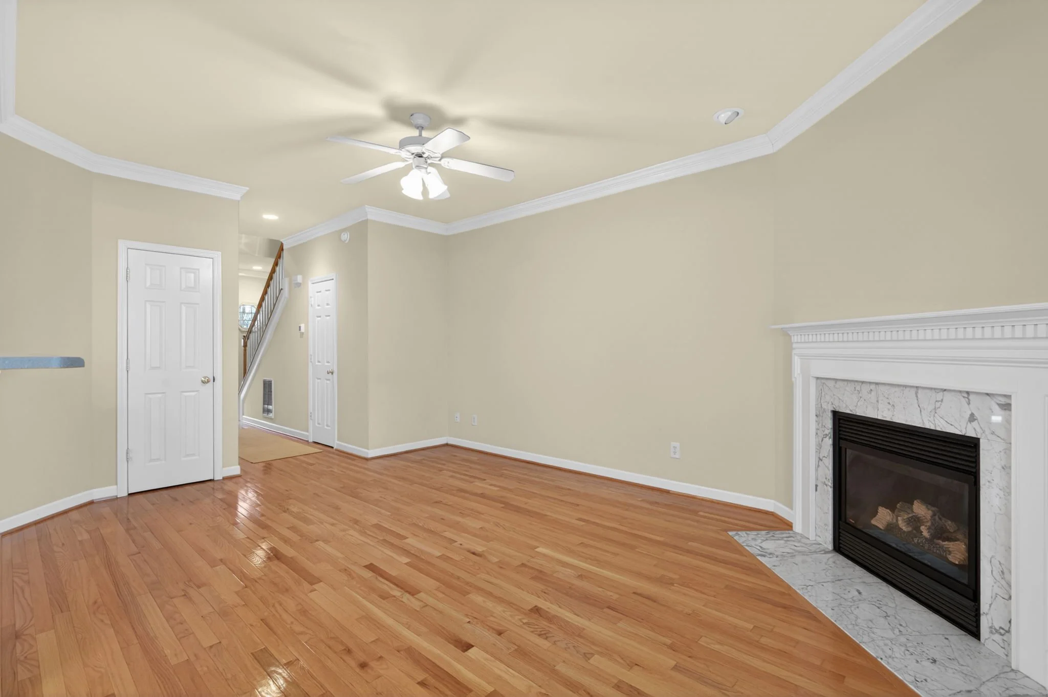 7-web-or-mls-4609-asterwood-drive-raleigh-nc-usa-011.jpeg