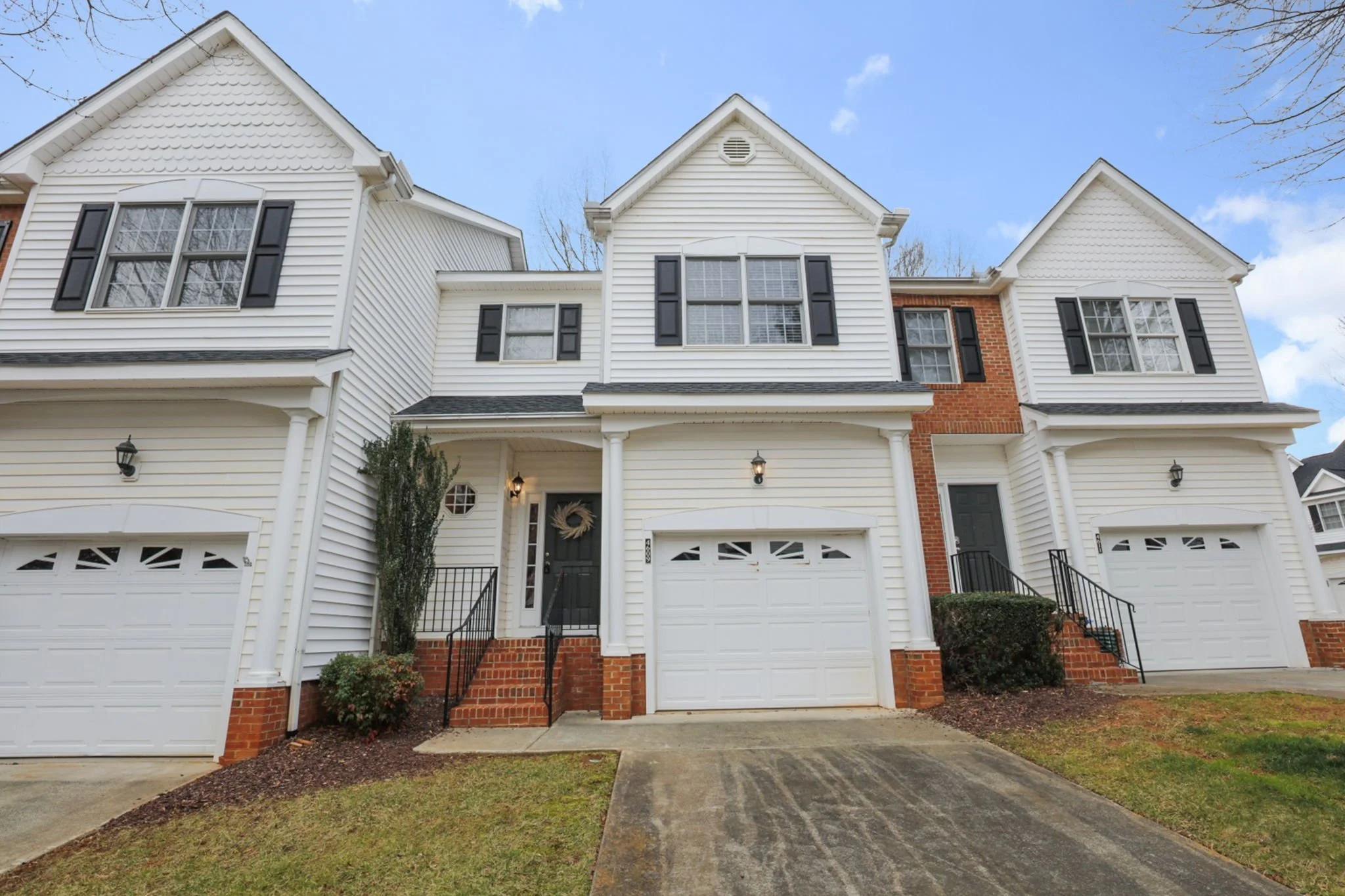 2-web-or-mls-4609-asterwood-drive-raleigh-nc-usa-035.jpeg