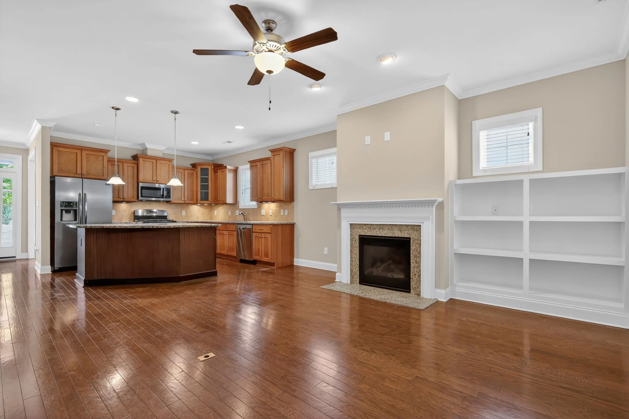 11-web-or-mls-732-varina-ln-jenne-kendziora-022.jpeg