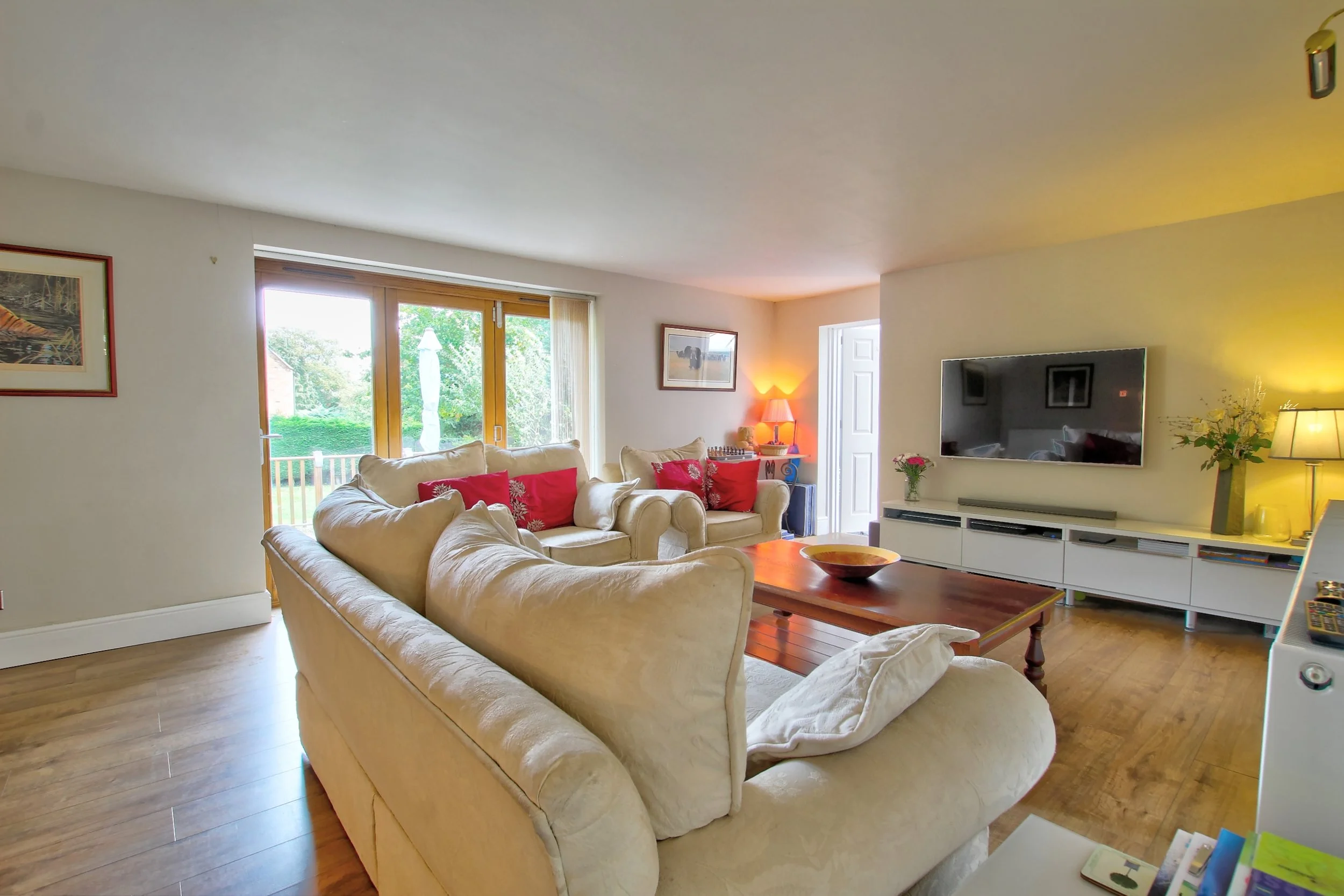 43 sitting room iii.jpg