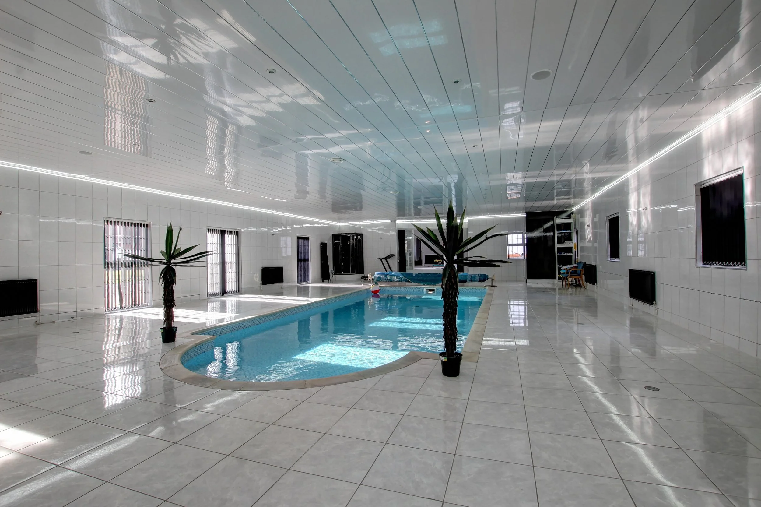 33 pool i.jpg
