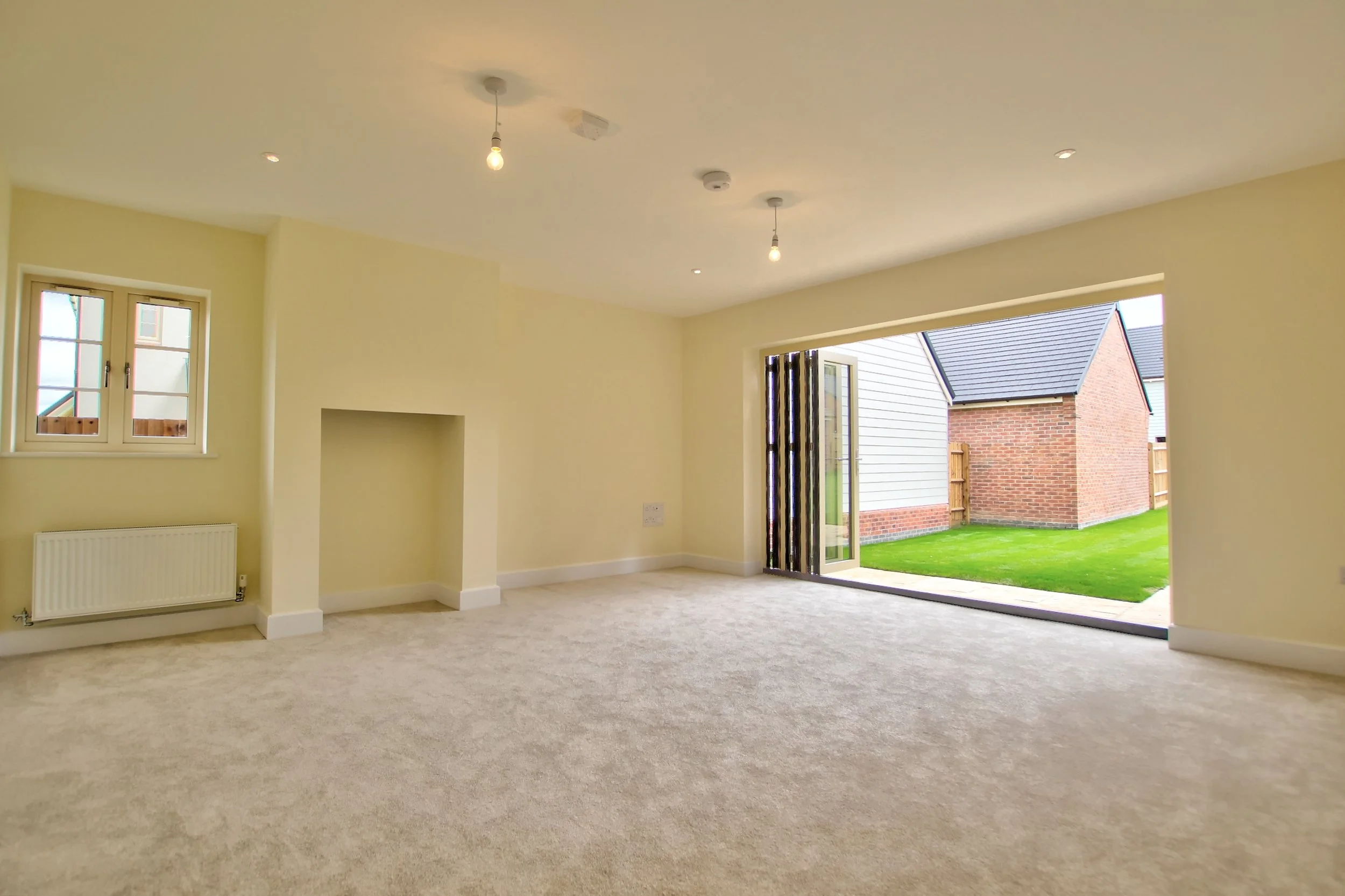 10 sitting room.jpg