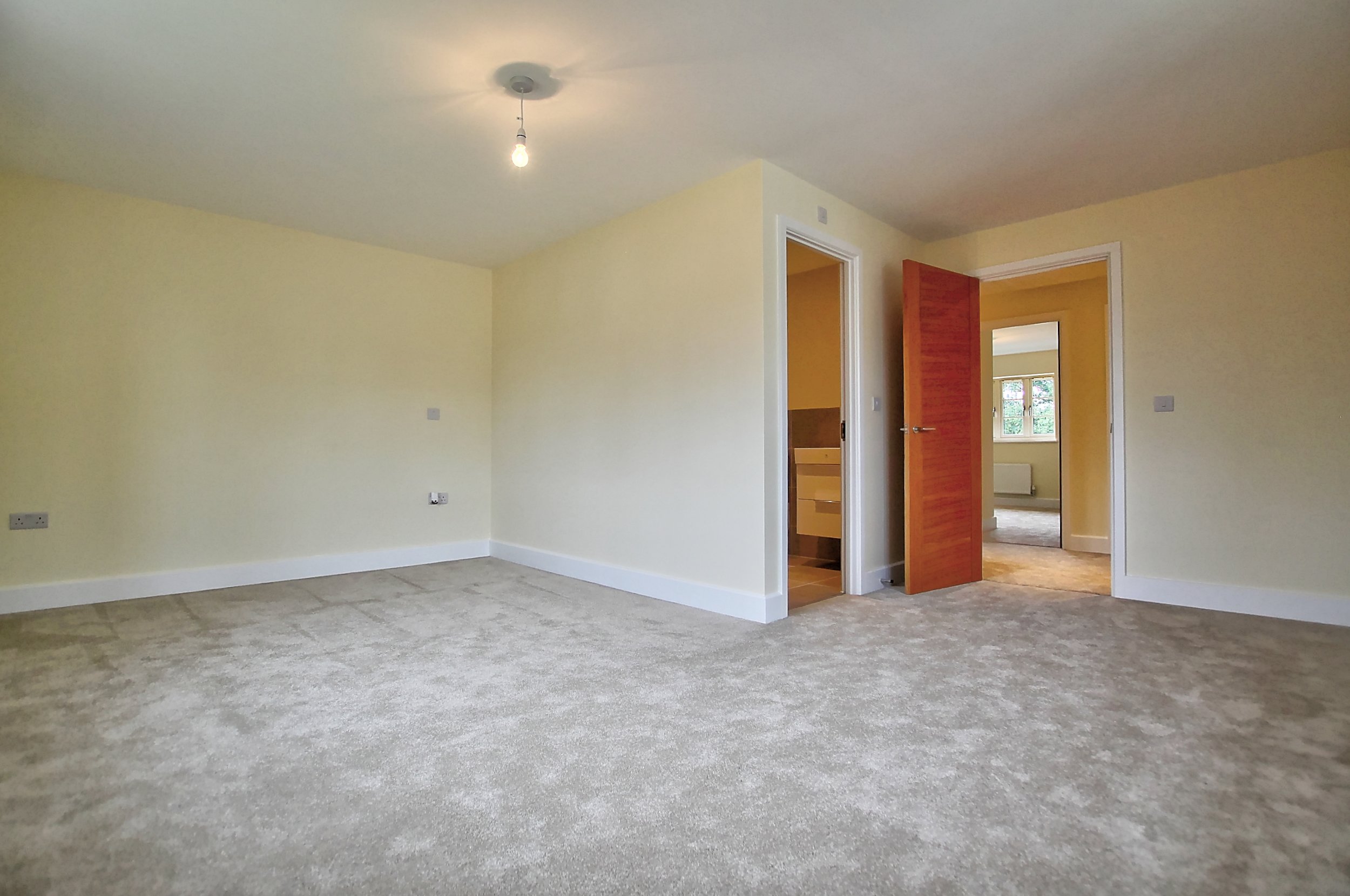 19 master bedroom.jpg