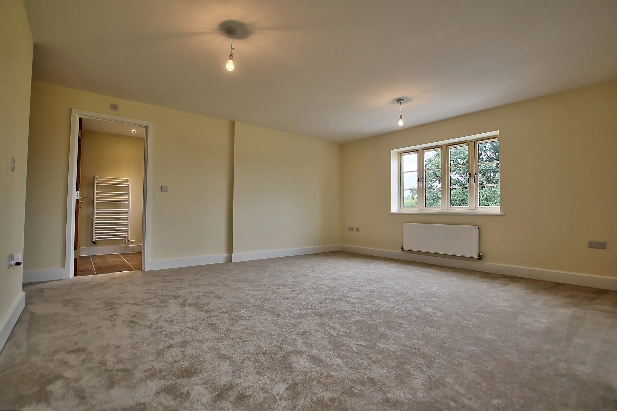 21 master bedroom.jpg