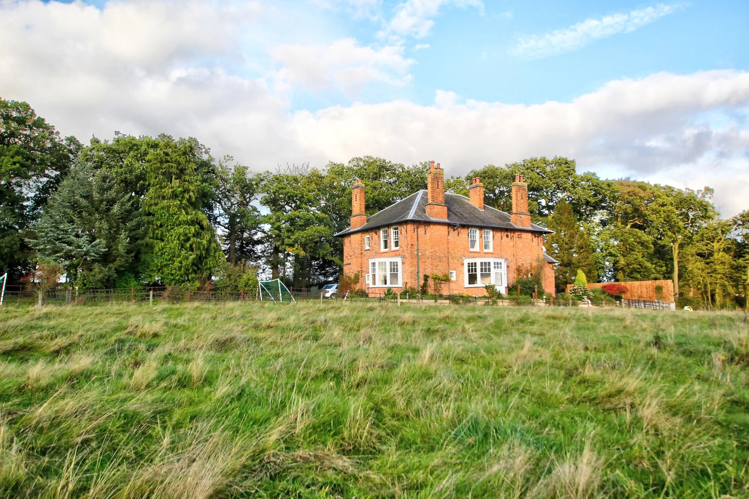 The Coppice, Glen Road, Newton Harcourt — Hortons Estate Agents in