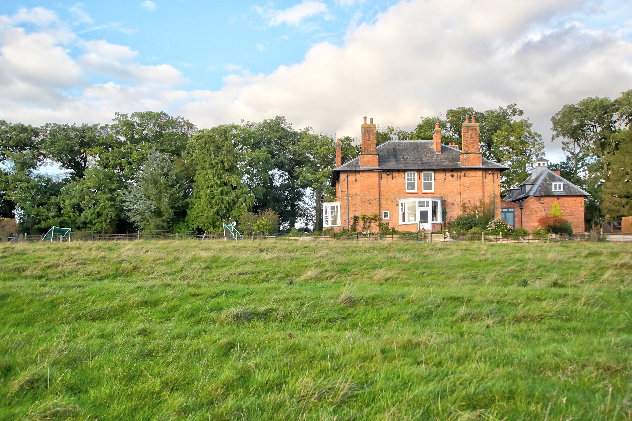 The Coppice, Glen Road, Newton Harcourt — Hortons Estate Agents in