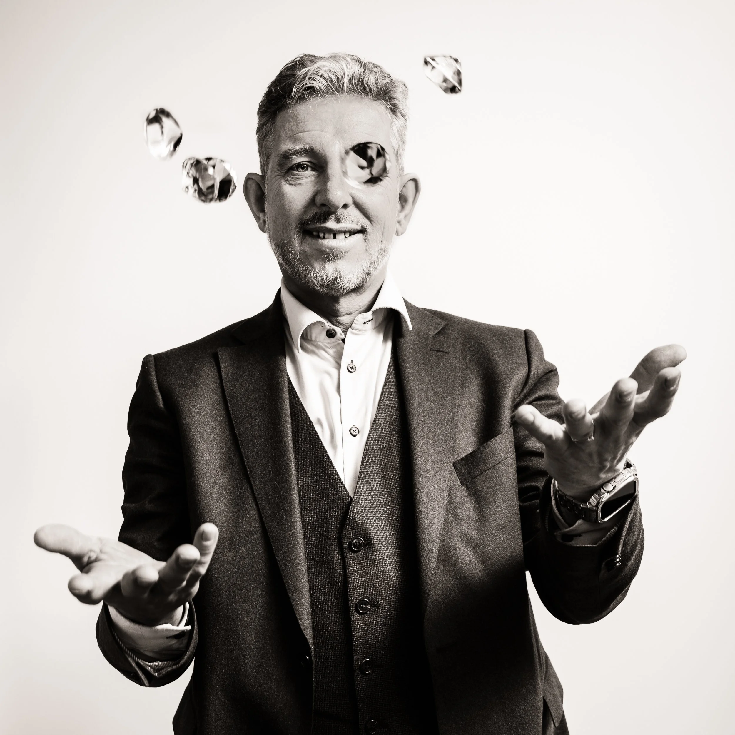 _KBF7910 Diamond financial 20250207-2.JPG