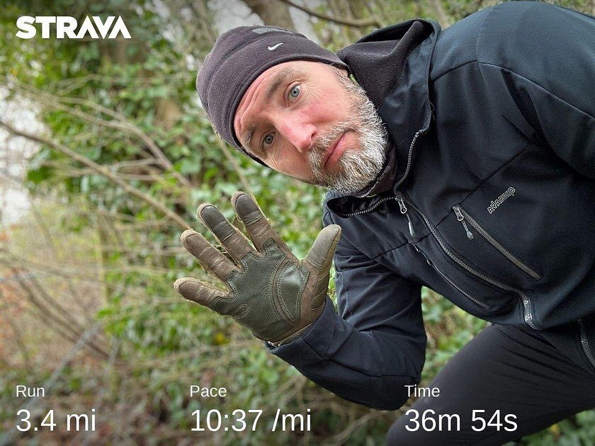Can someone help me find my mojo? I may of lost it somewhere&hellip; 

Today was a really gentle plod around the village, and by gentle, 59% in zone 2, it felt really easy. I must say I am re-loving the @vibramfivefingers #kmdsport also, really findi