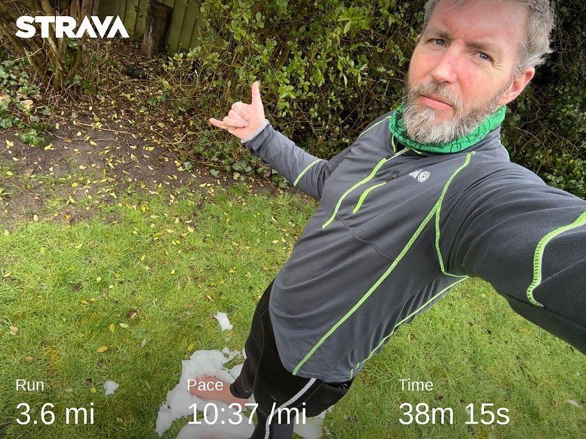 Honesty check&hellip; looked out the window and checked the temperature, and decided that I didn&rsquo;t feel like barefoot running today. 

I ran just over a 5K and then came home for some #grounding. Some days you&rsquo;re up for it, others you&rsq