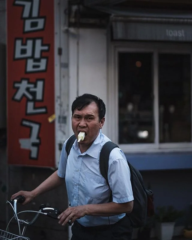 Ice Cream Man: Part one and two 👨🏻🍦🚲
.
.
.
.
.
.
#southkorea #sublimestreet #rawurbanshots #street_persons #street_doc #capturestreets #candidphotos #streetclassics #street_is_life #streets_storytelling #streethunters #supersweetstreet #deceptive