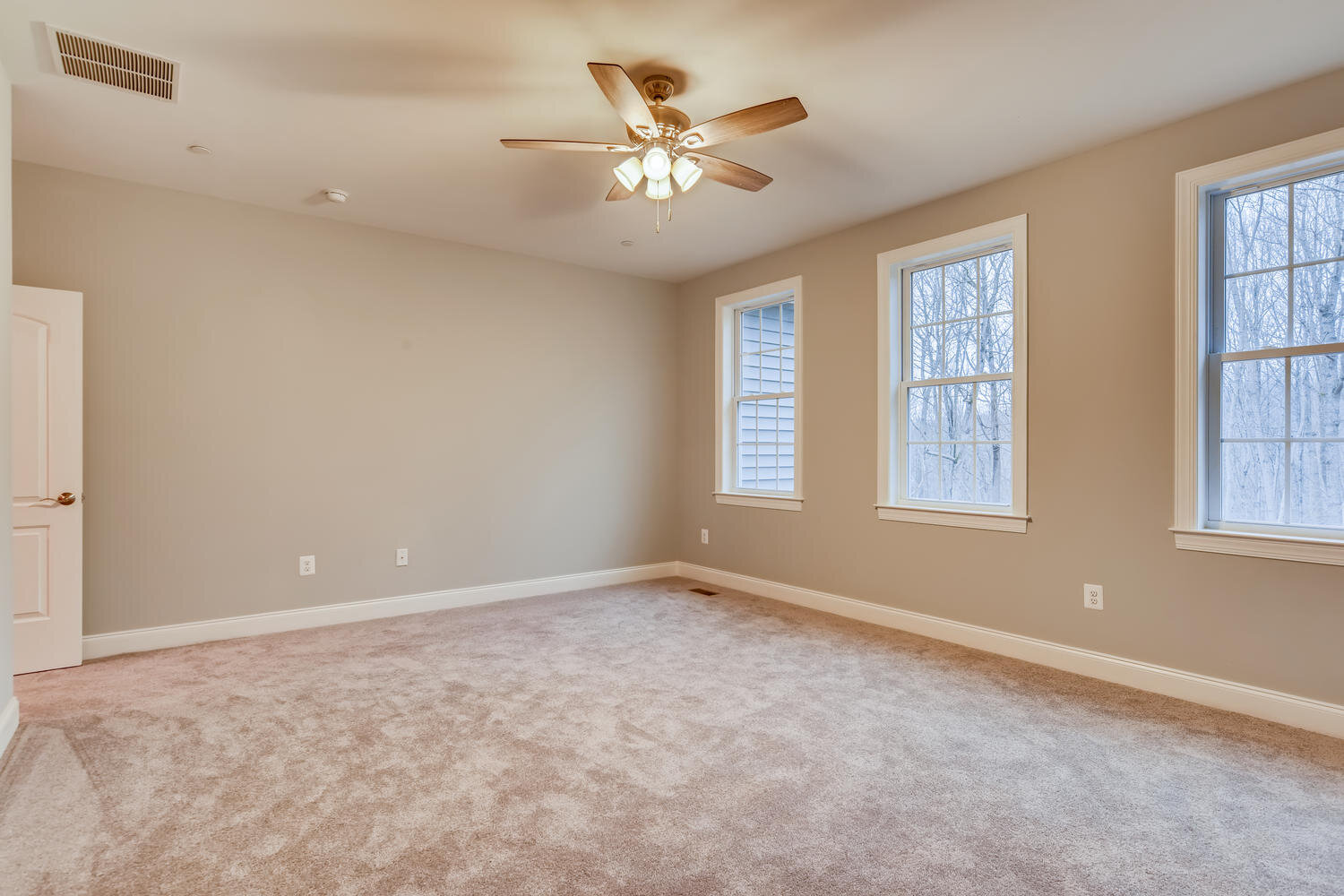 Master bedroom in Brentwood rancher