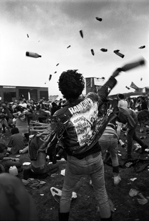  Reading Festival, 1989, Silver Bromide, 20 x 24”. Edition of 10  An iconic moment captured at Reading Festival. Edition of 10 at £540, signed and numbered. 