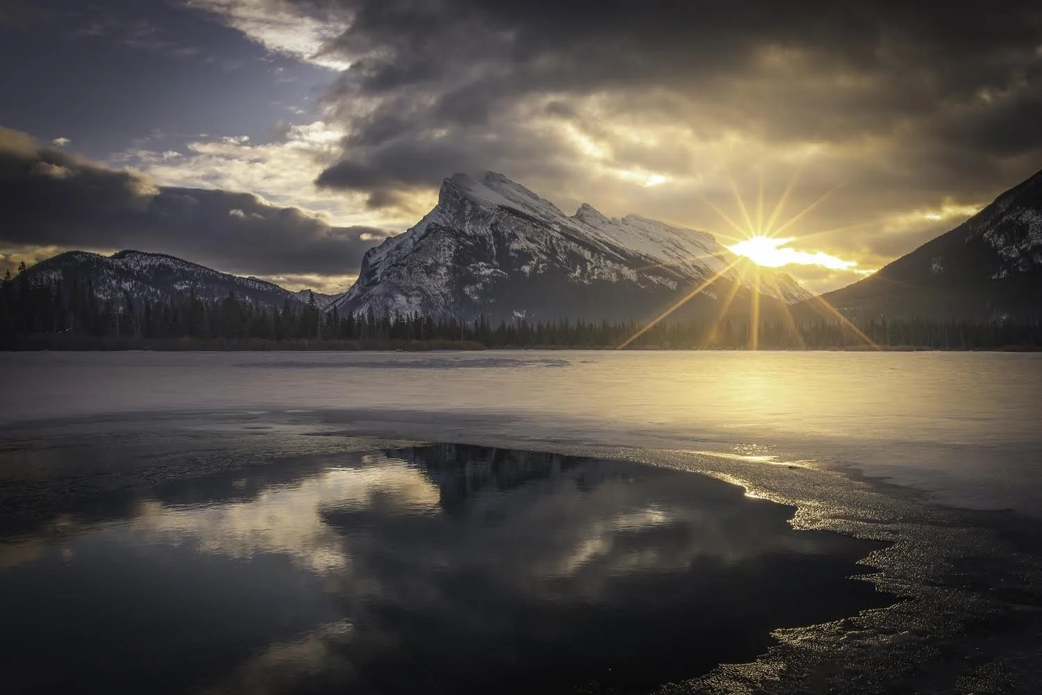 Serenity Sunrise, Vermilion Lakes