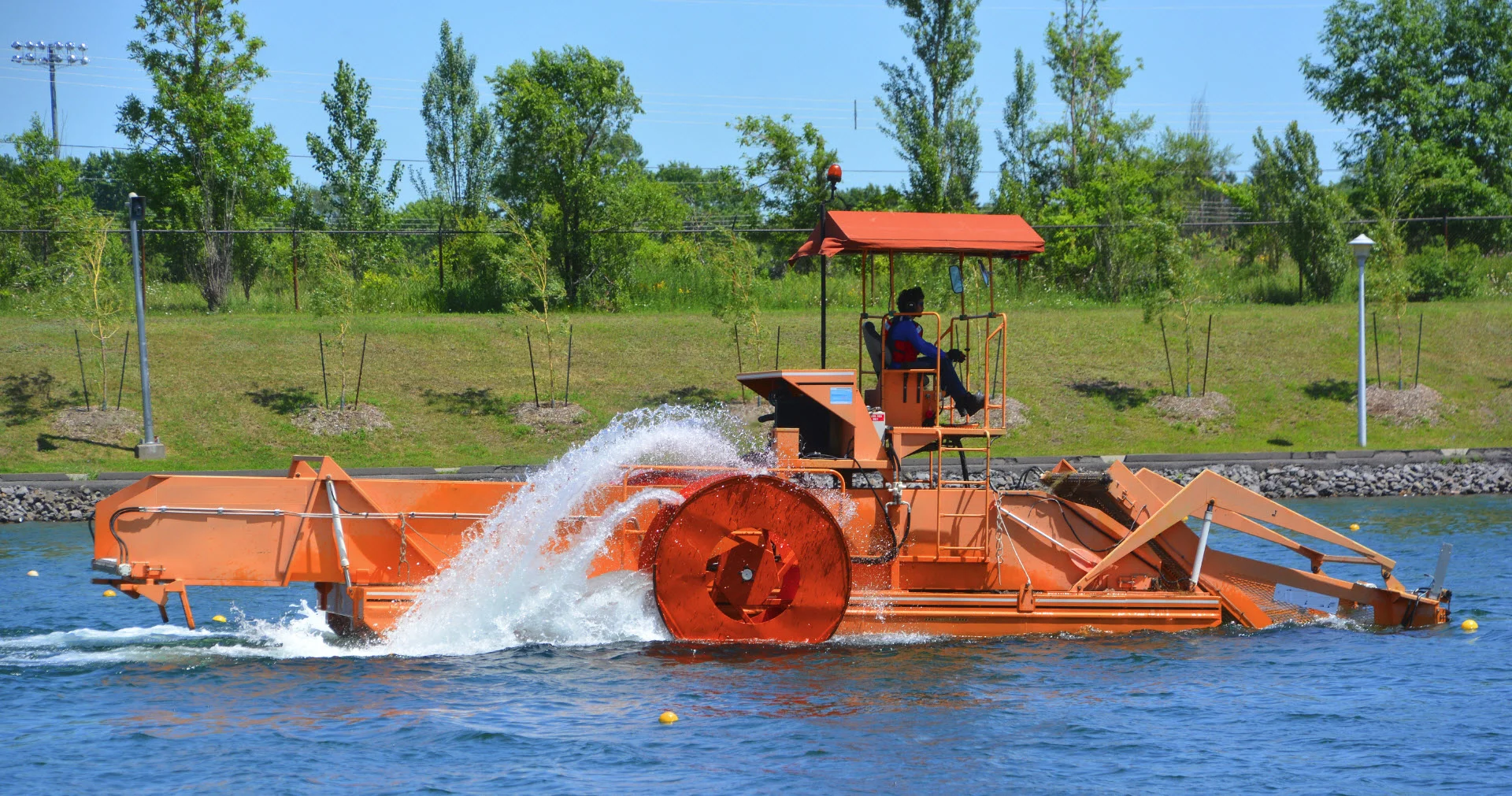 Aquatic Control Group Aquatic Harvestor.jpg