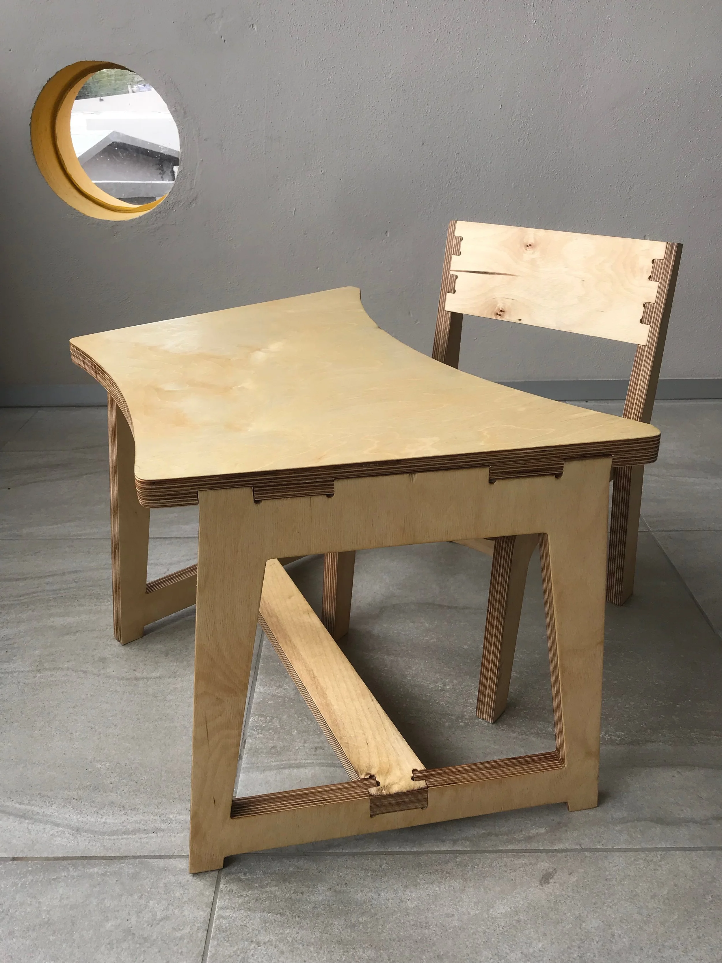 DISEÑO MUEBLES PARA LA EDUCACIÓN