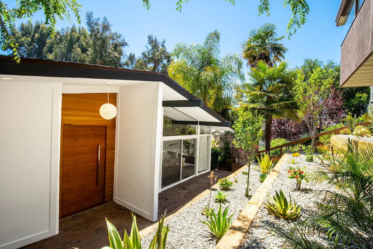 EXTERIOR-LANDSCAPE FRONT-2.jpeg