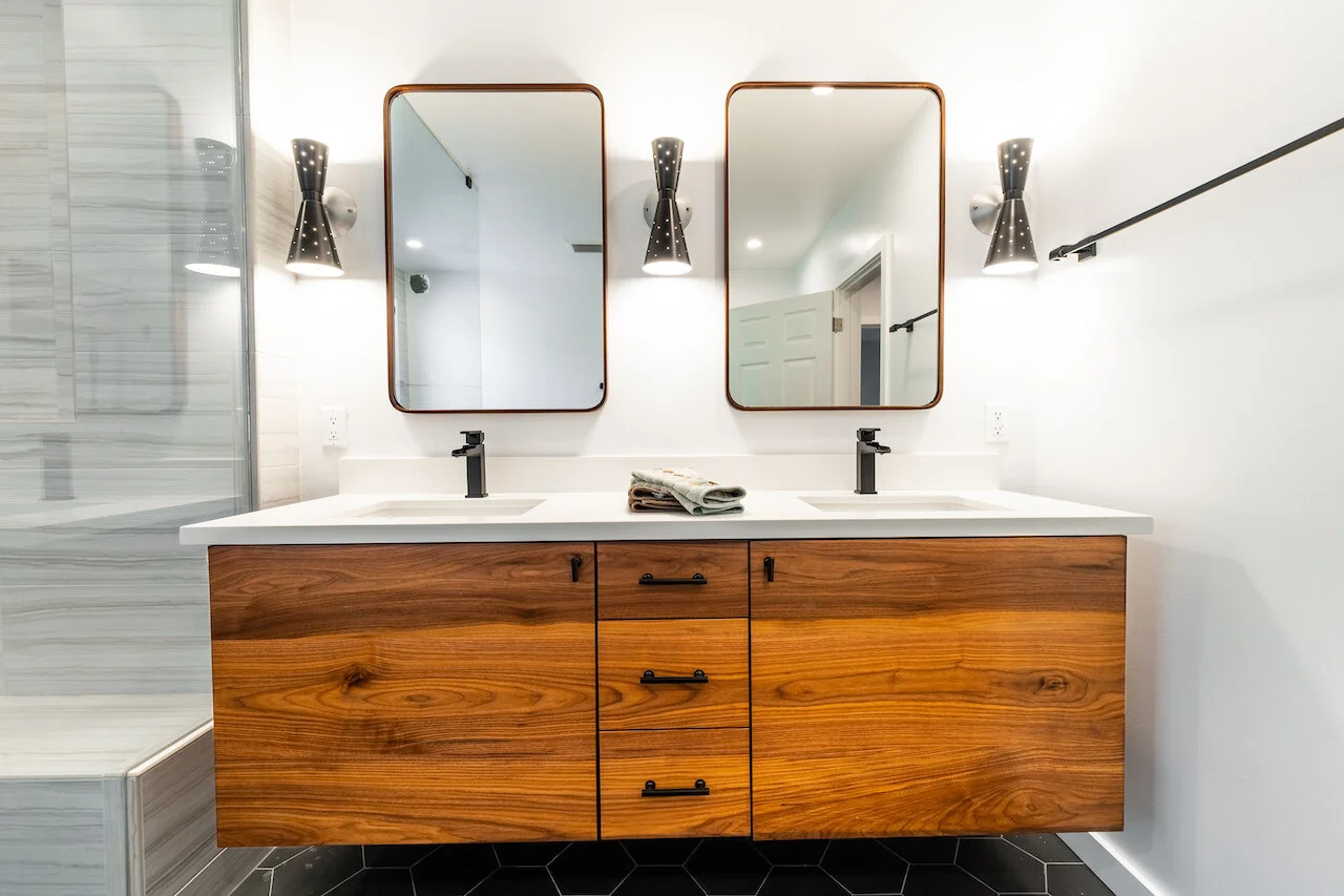 INTERIOR-MASTER BATH-2.jpeg