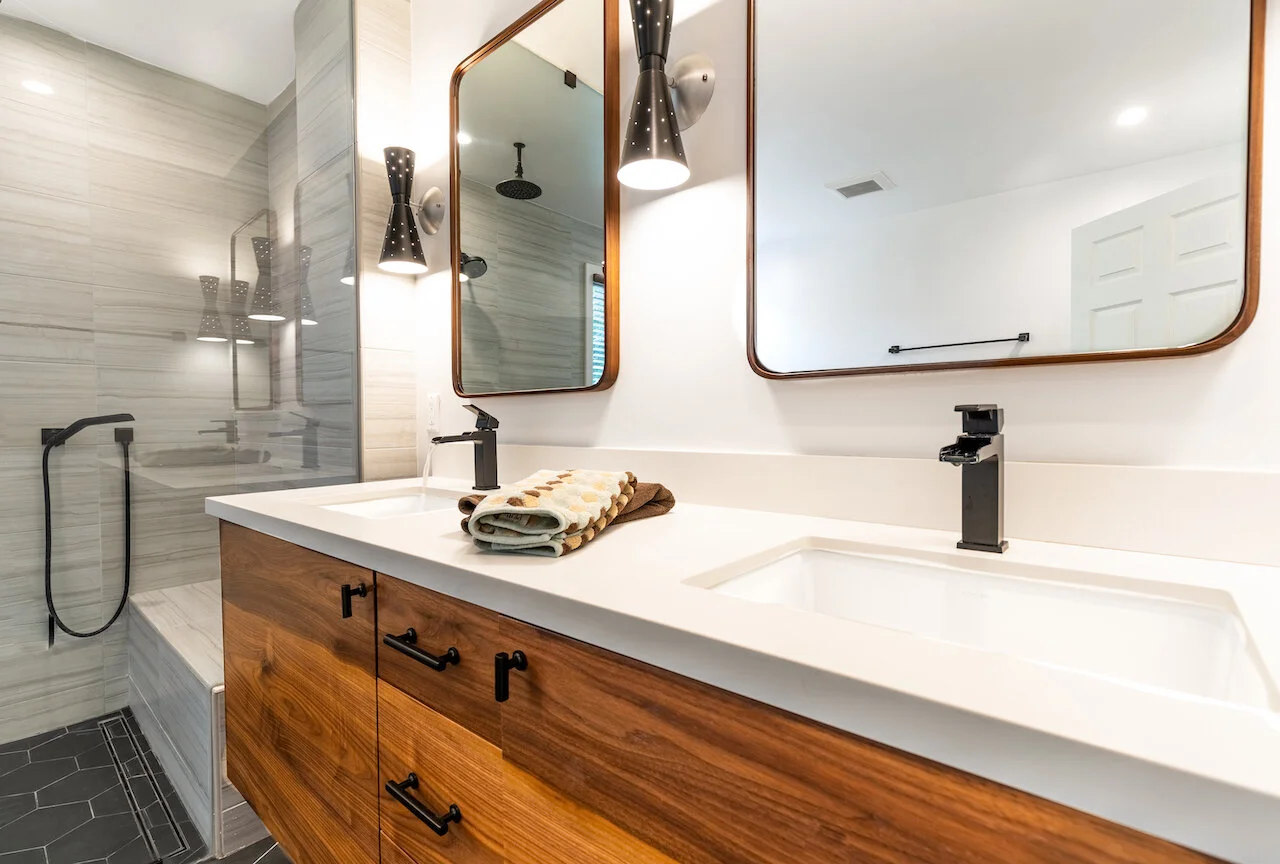 INTERIOR-MASTER BATH.jpeg