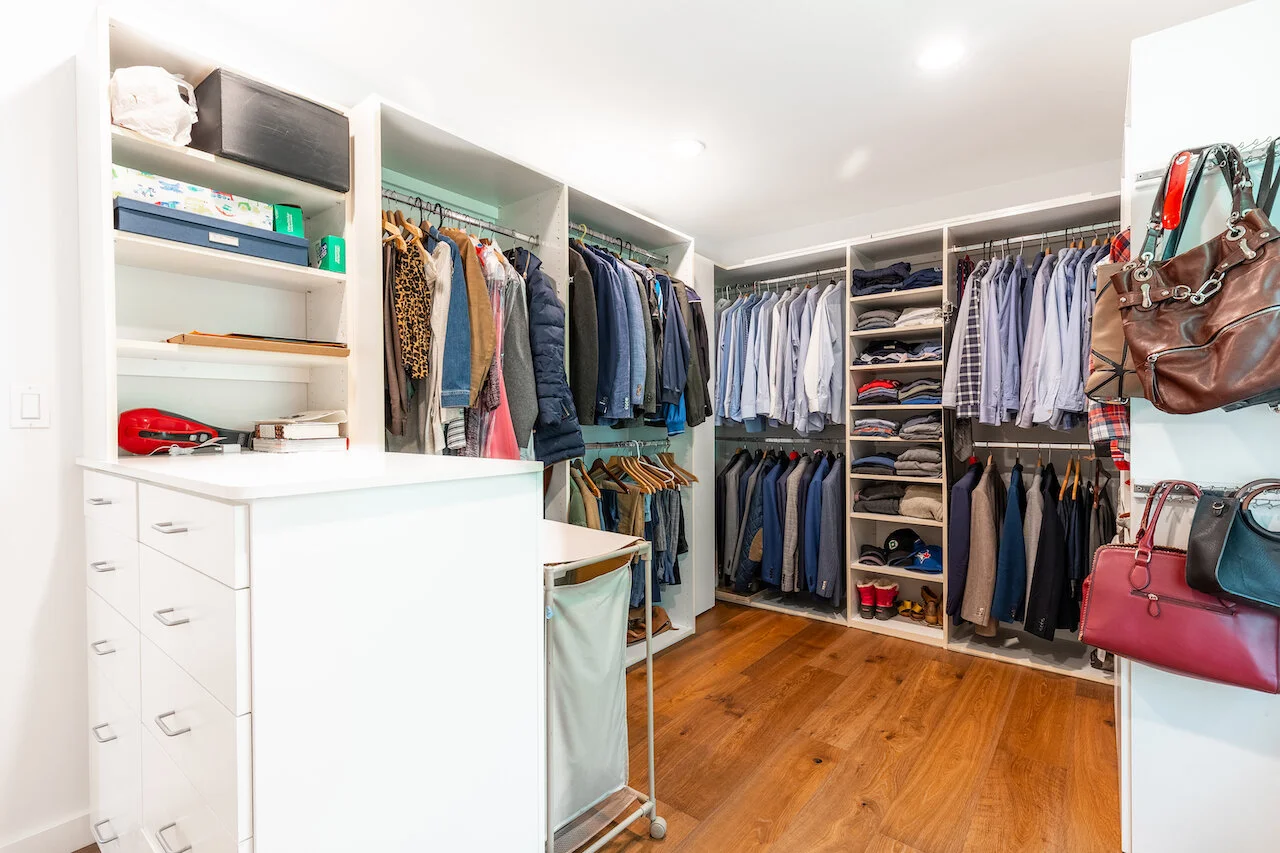 INTERIOR-MASTER CLOSET.jpeg