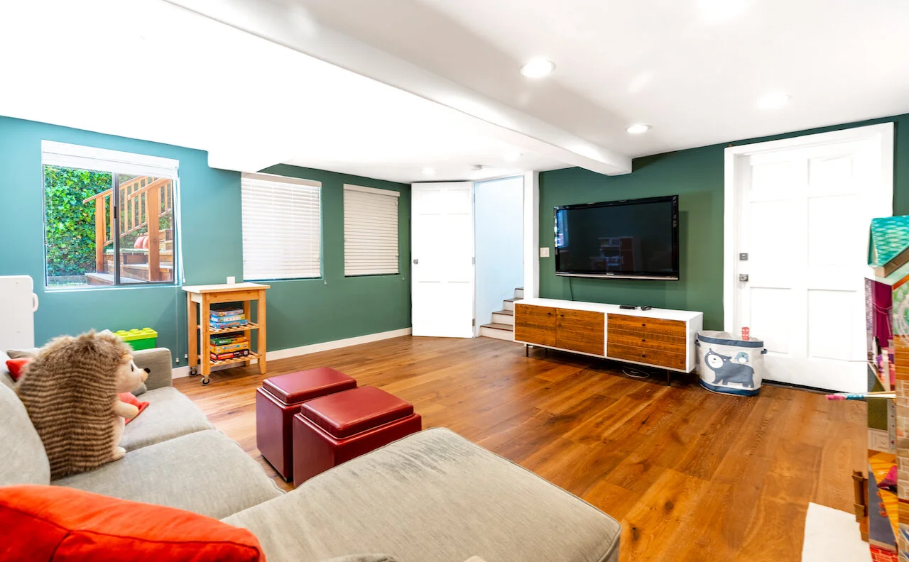 INTERIOR-DOWNSTAIRS LOUNGE.jpeg