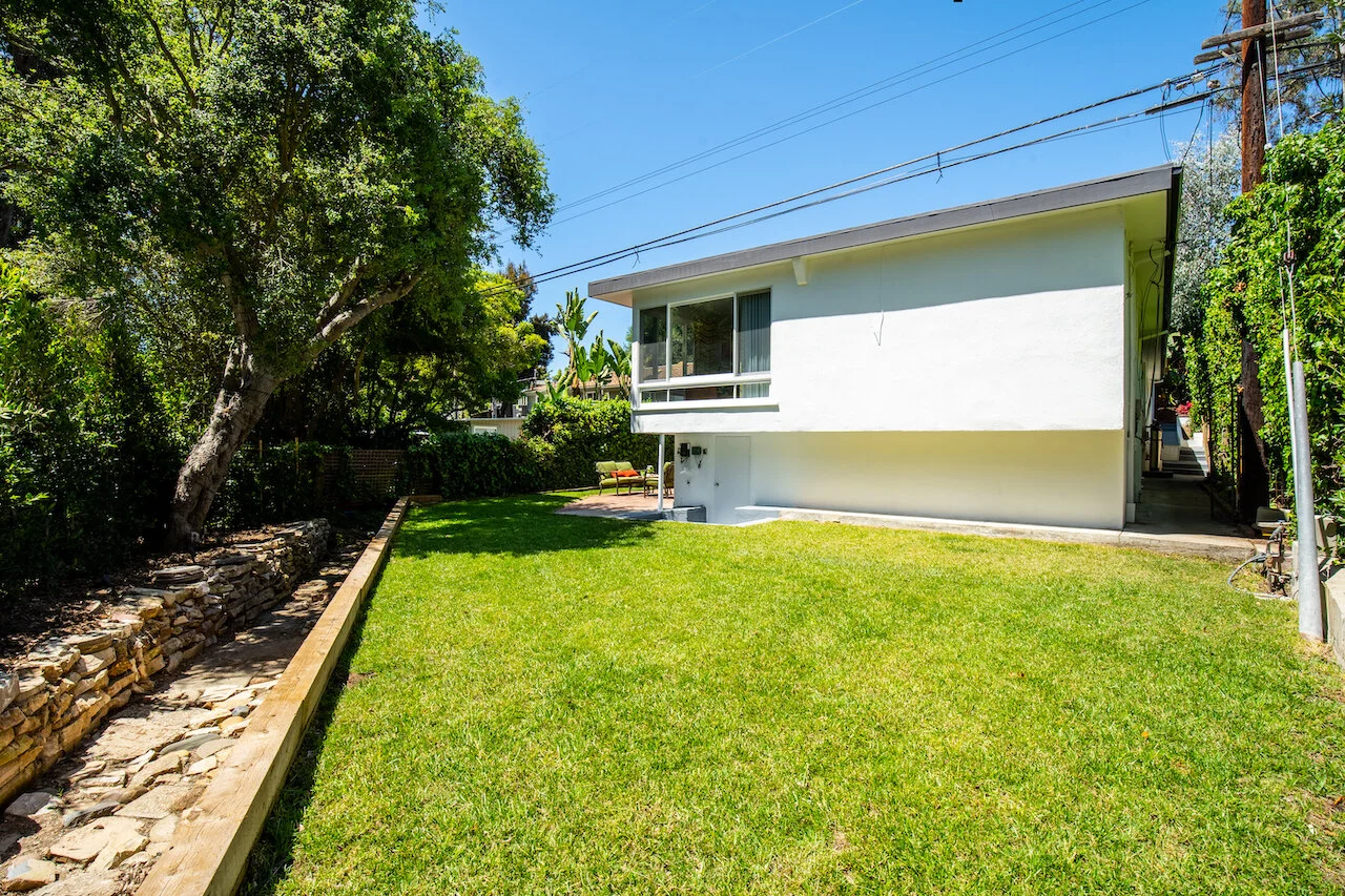 EXTERIOR-BACKYARD LANDSCAPE.jpeg