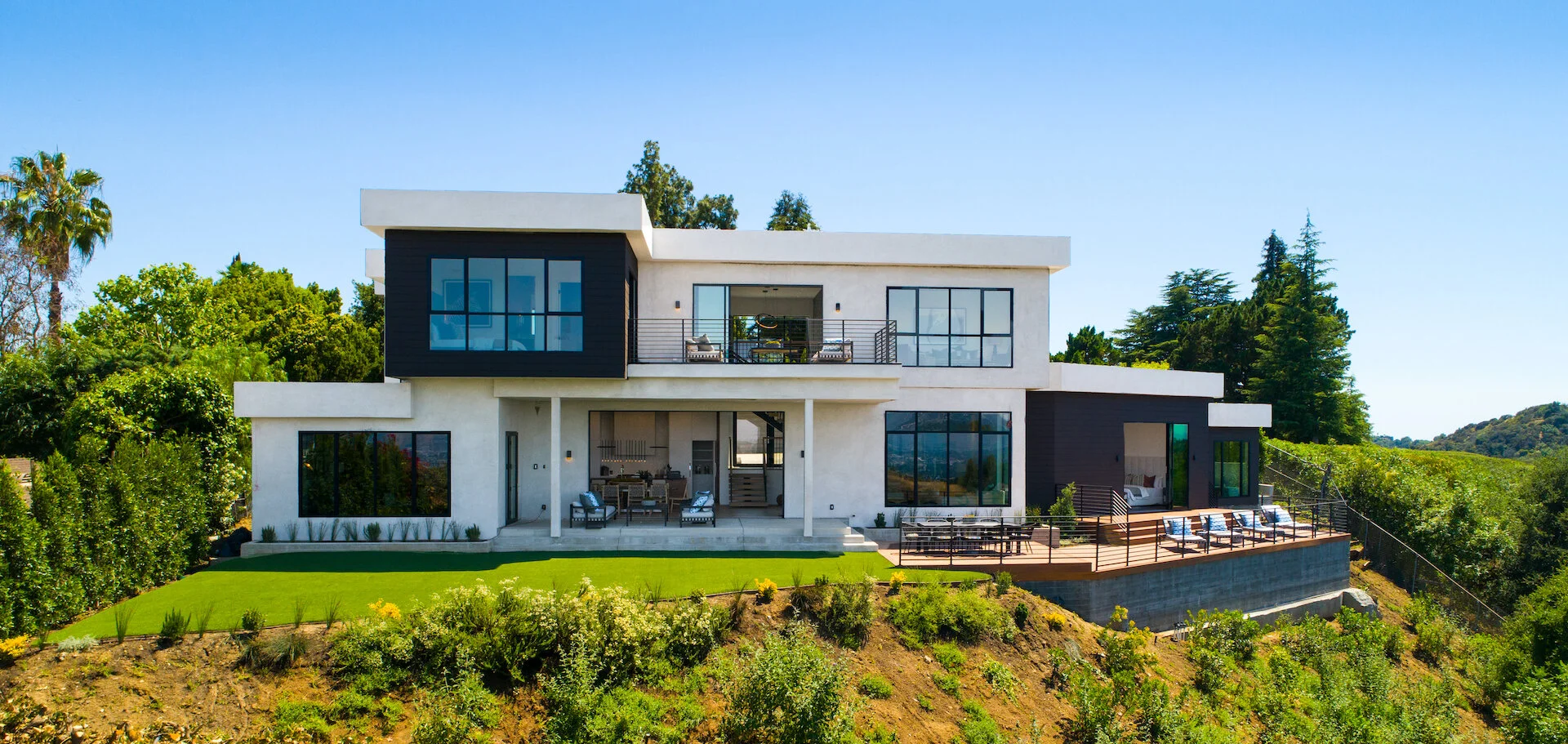 1) AERIAL-BACKYARD.jpeg