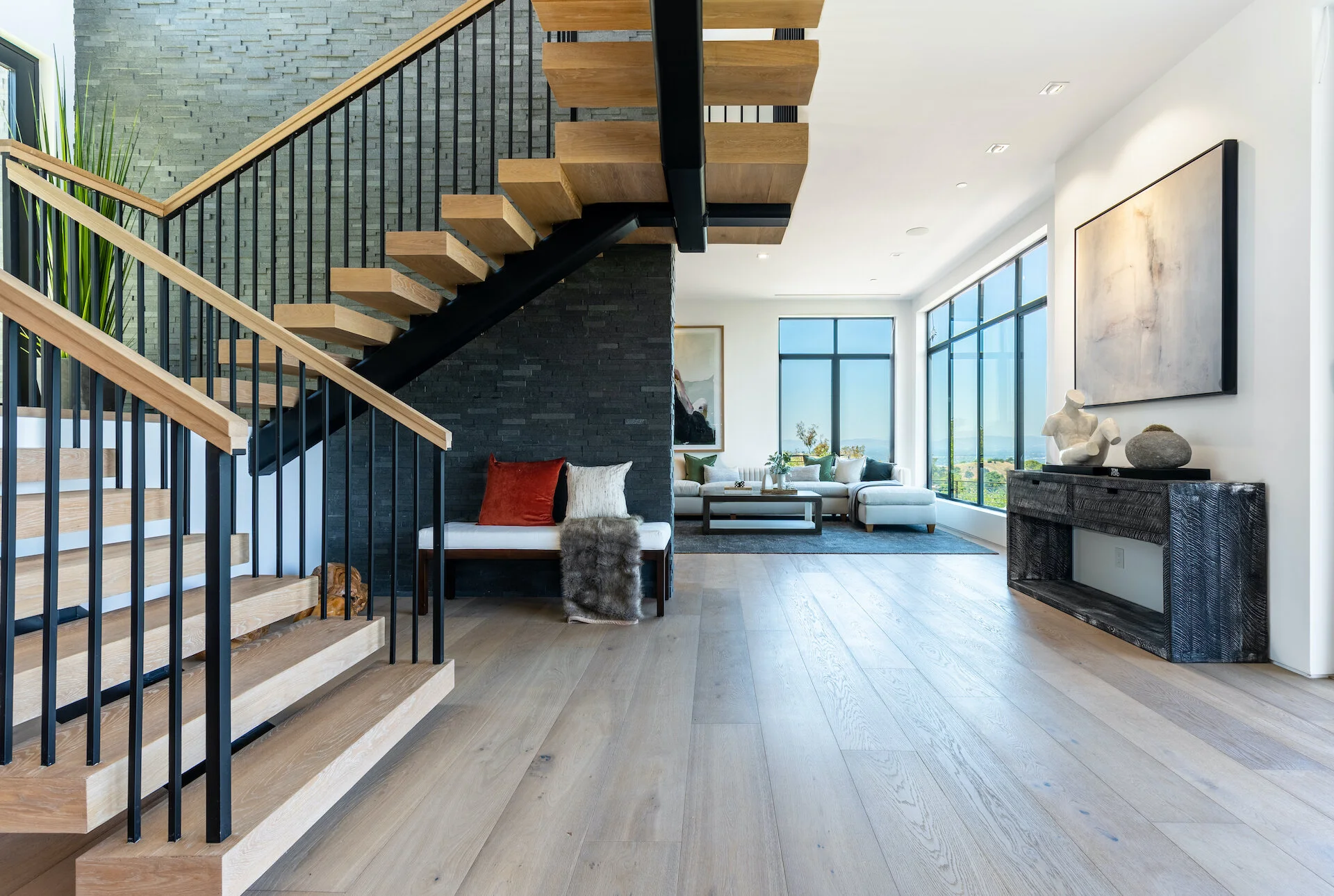 10) INTERIOR-LIVING AREA-5.jpeg