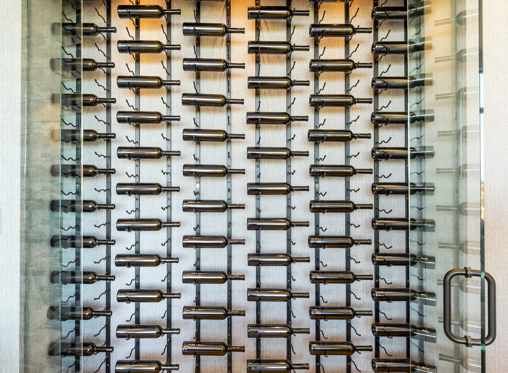 12) INTERIOR-WINE STORAGE.jpeg