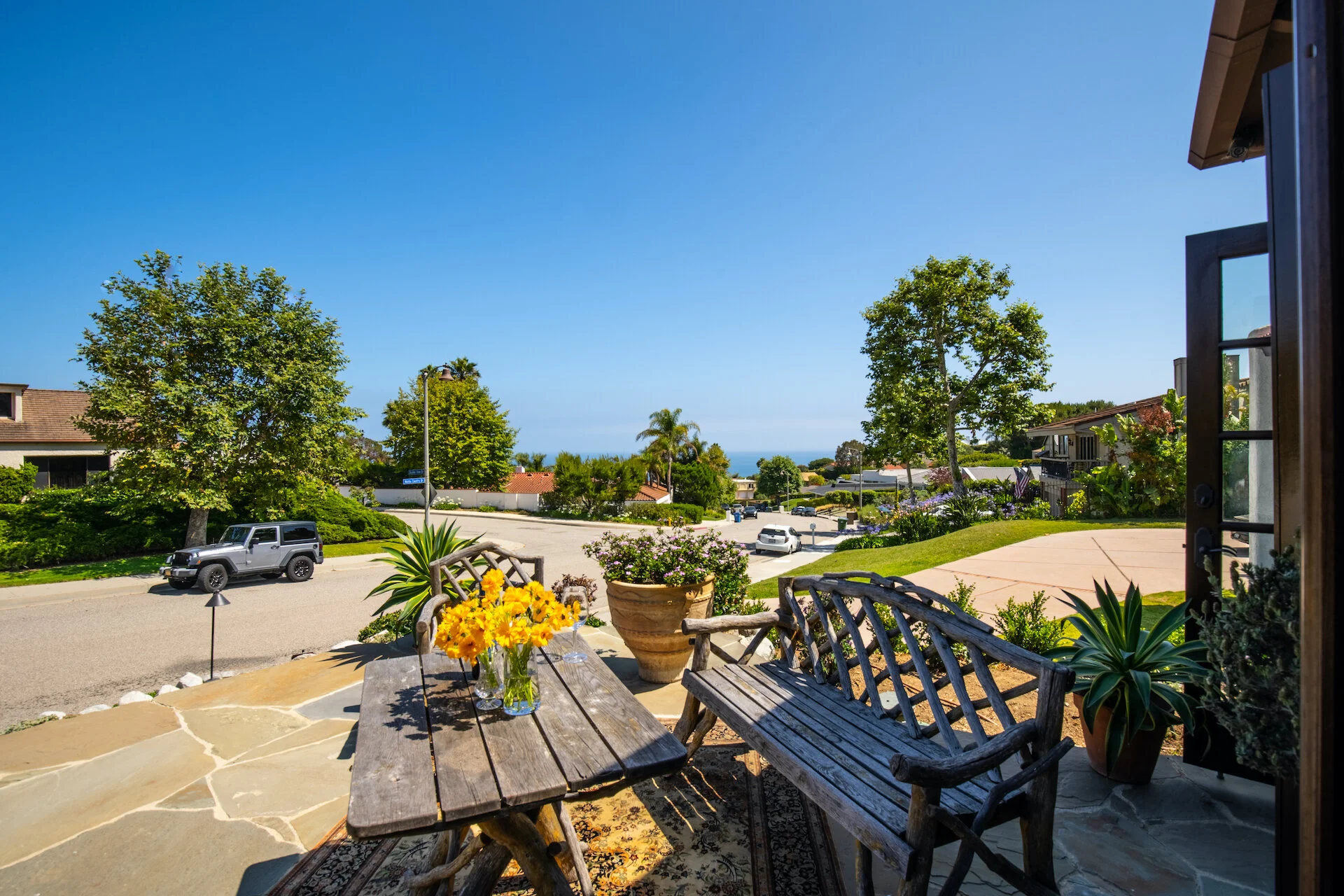 4) EXTERIOR-FRONT-4.jpeg