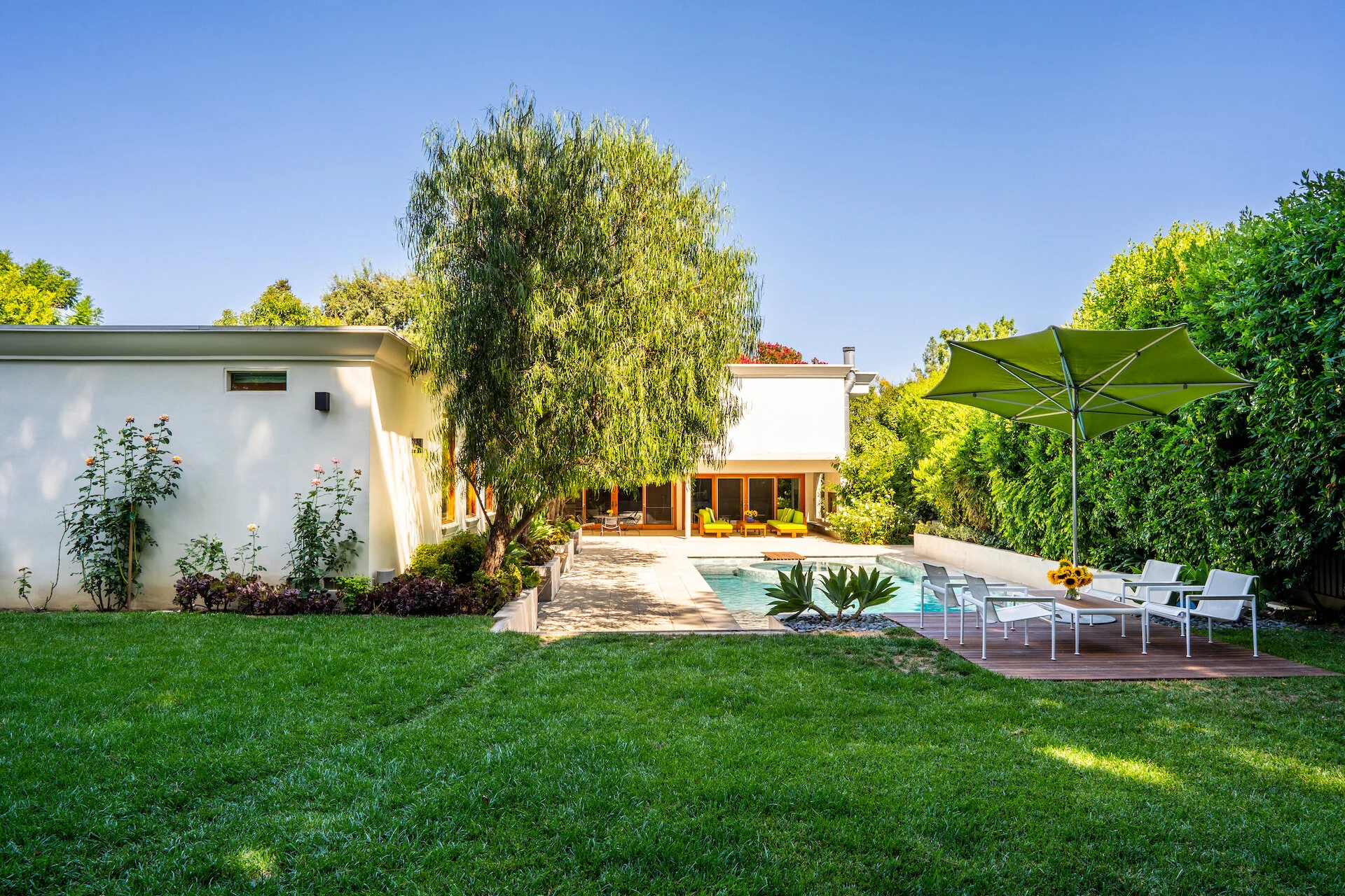 34) EXTERIOR-POOL-BACKYARD-3.jpeg