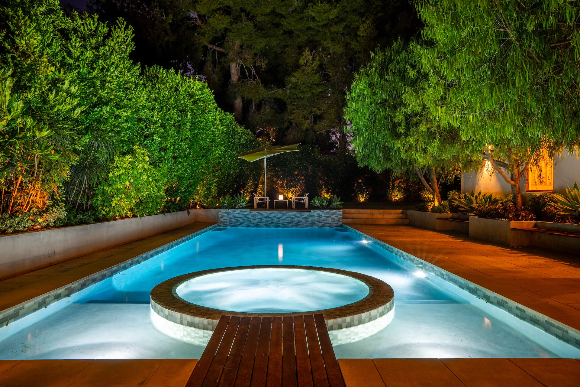 40) TWILIGHT-POOL AREA.jpeg