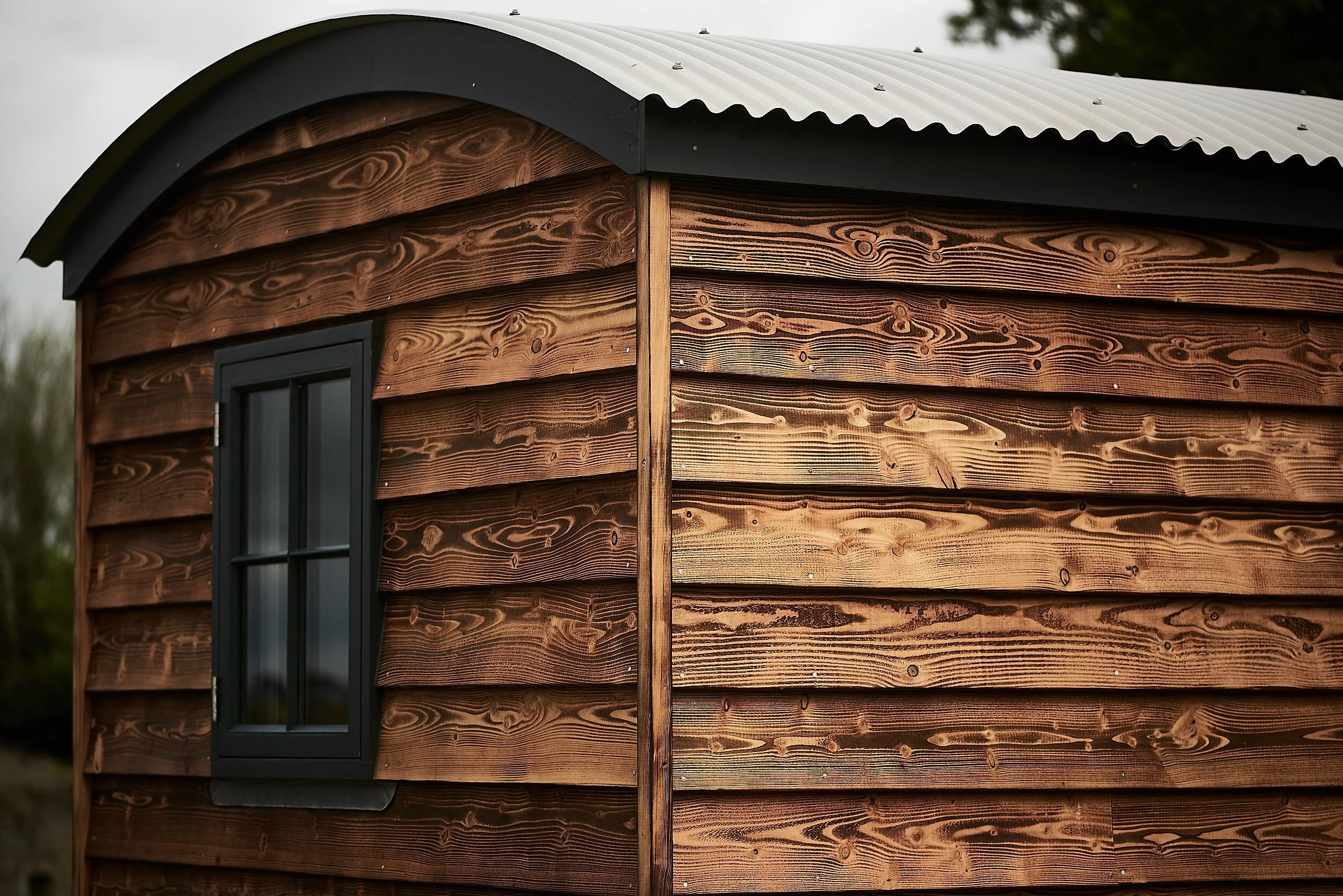 Luxury shepherd hut for sale with optional bathroom — Timeless Spaces