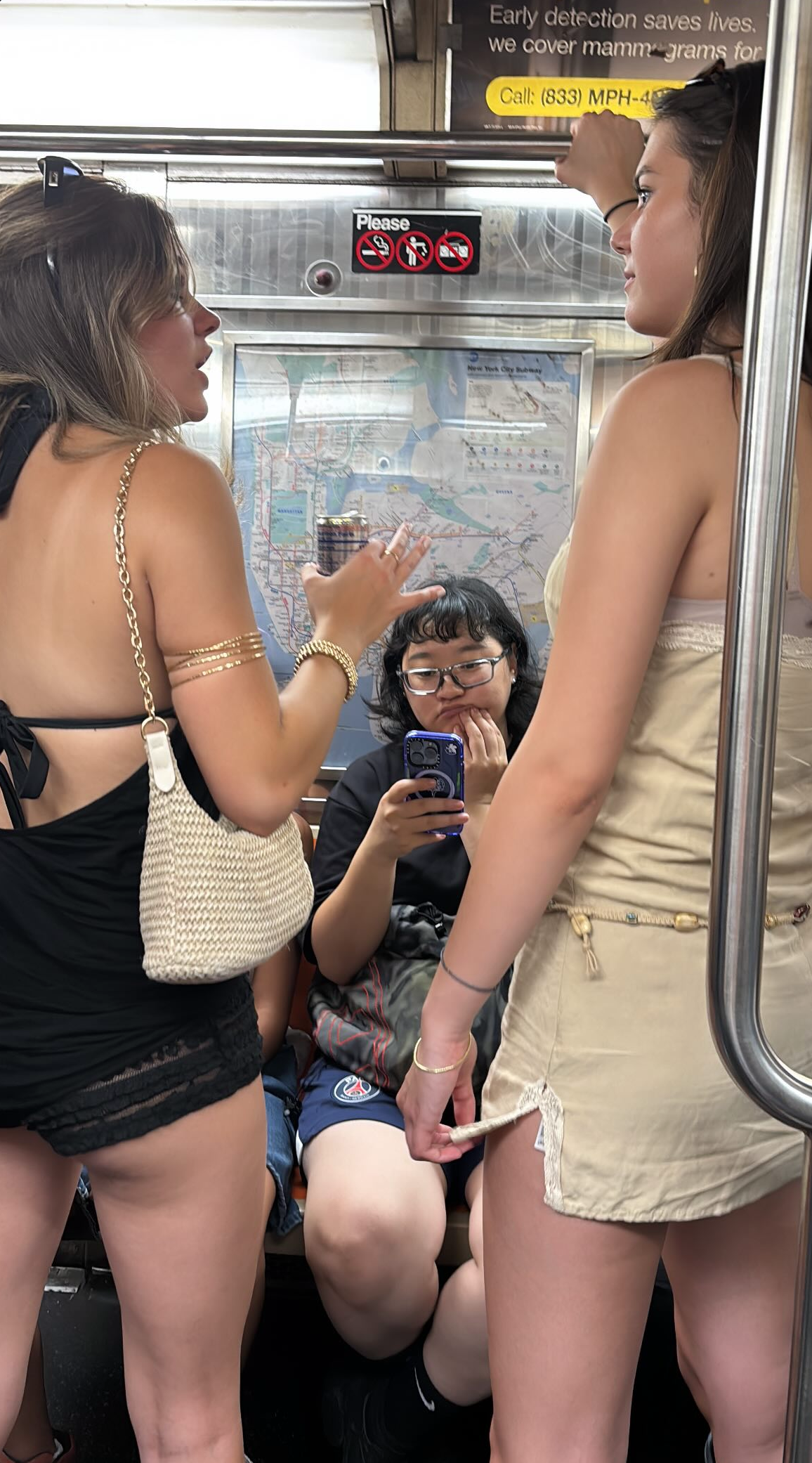 DRAINING SITUATION ON THE SUBWAY