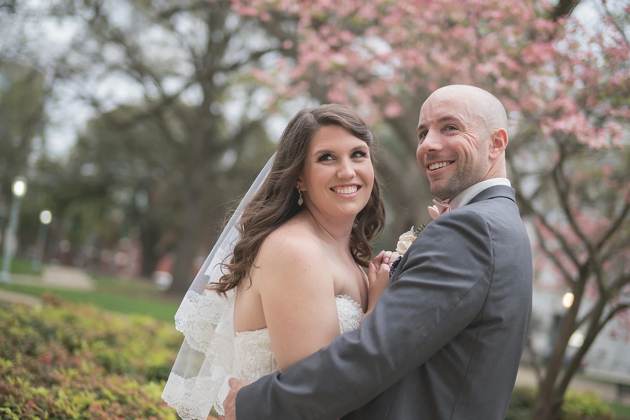 LAUREN &amp; QUINN – THE GLASS BOX WEDDING PREVIEW – RALEIGH NC PHOTOGRAPHER