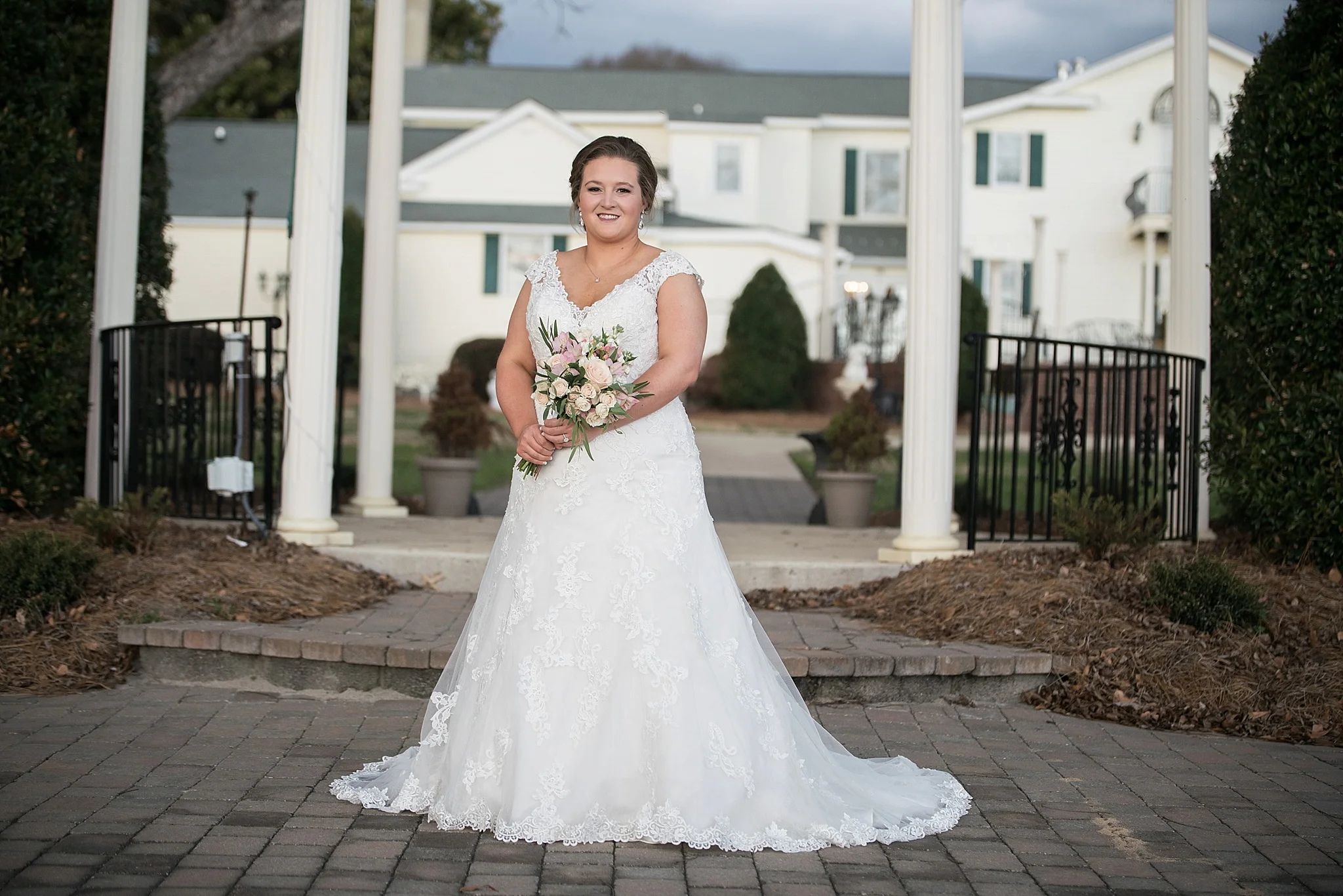JESSIE – YANKEE HALL PLANTATION BRIDAL SESSION – GREENVILLE NC PHOTOGRAPHER
