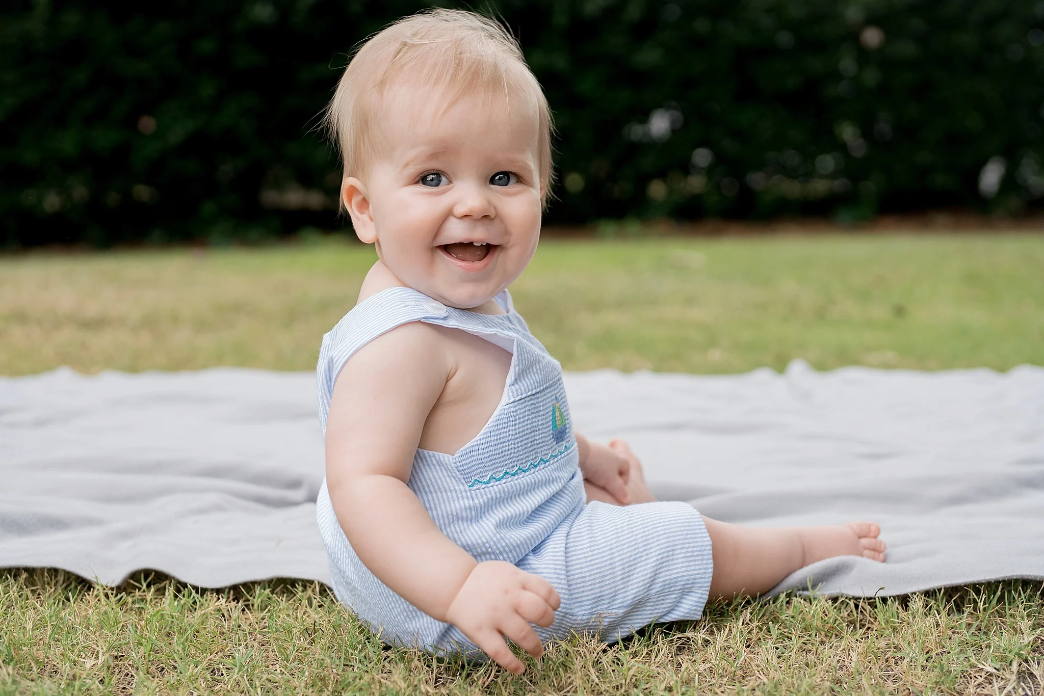 OWEN – 9 MONTH SESSION – FARMVILLE NC PHOTOGRAPHER